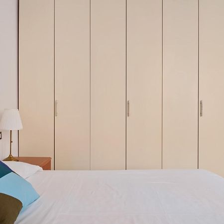 Stazione Centrale Cozy And Functional Flat Milan Bagian luar foto