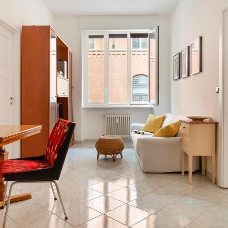 Stazione Centrale Cozy And Functional Flat Milan Bagian luar foto