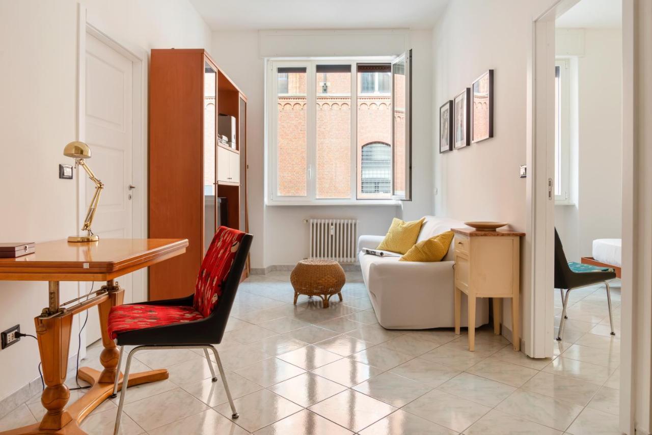 Stazione Centrale Cozy And Functional Flat Milan Bagian luar foto