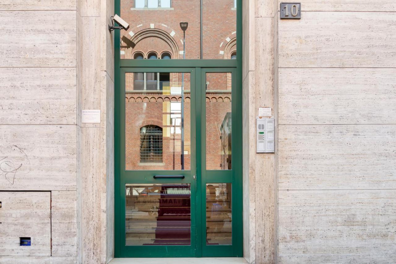 Stazione Centrale Cozy And Functional Flat Milan Bagian luar foto