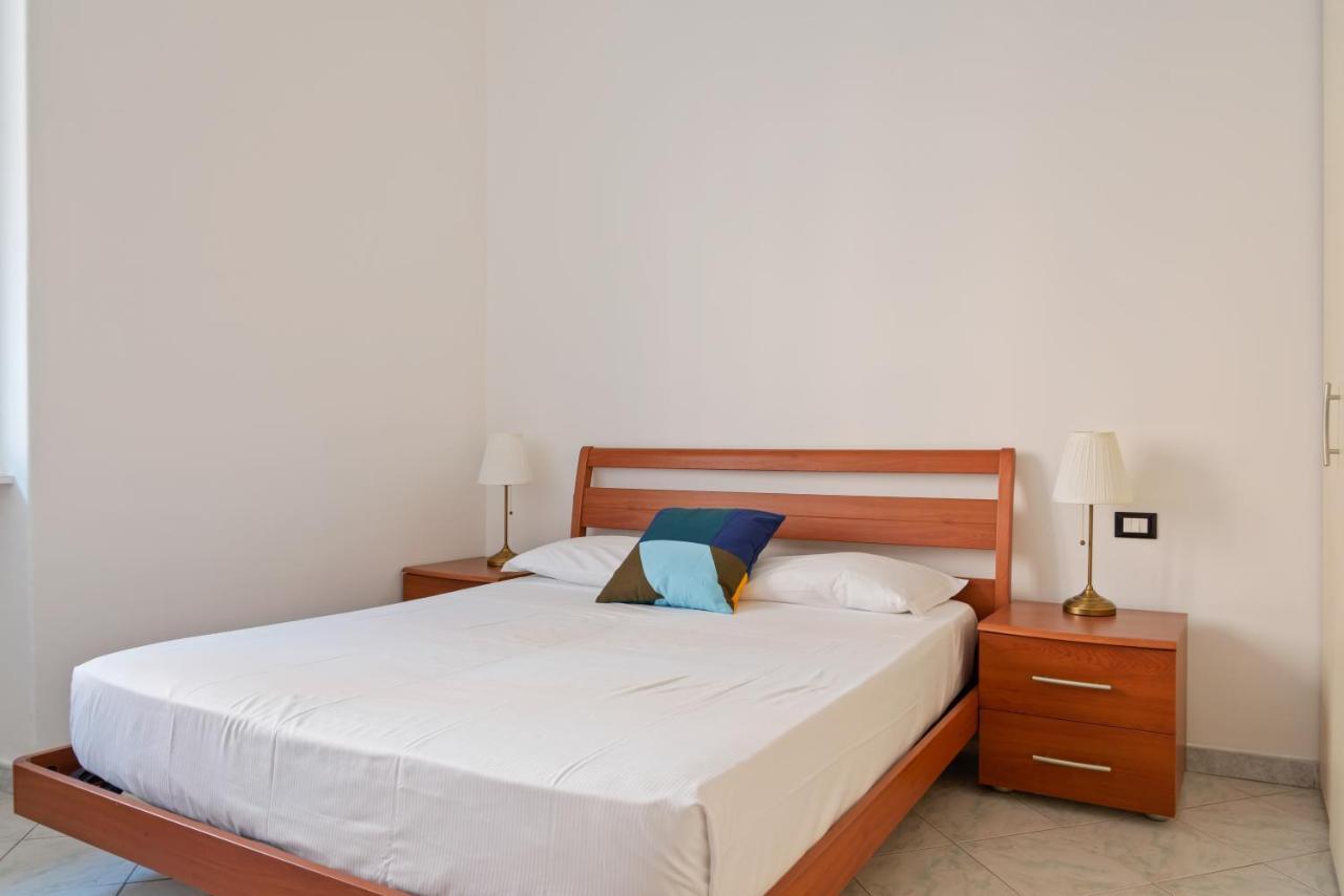 Stazione Centrale Cozy And Functional Flat Milan Bagian luar foto